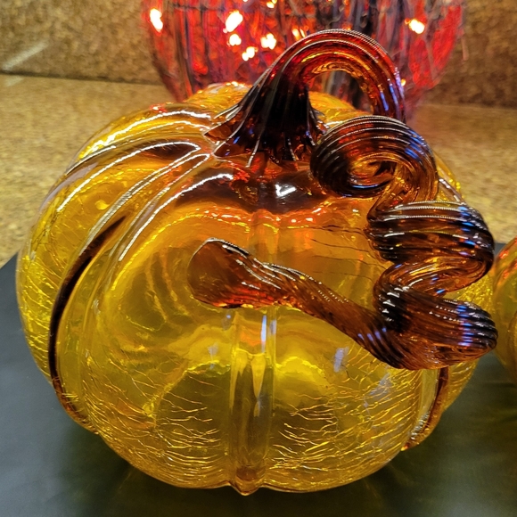 Amber Glass Pumpkins w/Brown Curly Decorative Stems, Set of 2 - Picture 6 of 11